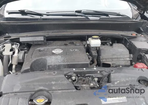 2016 Nissan Pathfinder Platinum z USA, uszkodzony, nr VIN 5N1AR2MM3GC609820